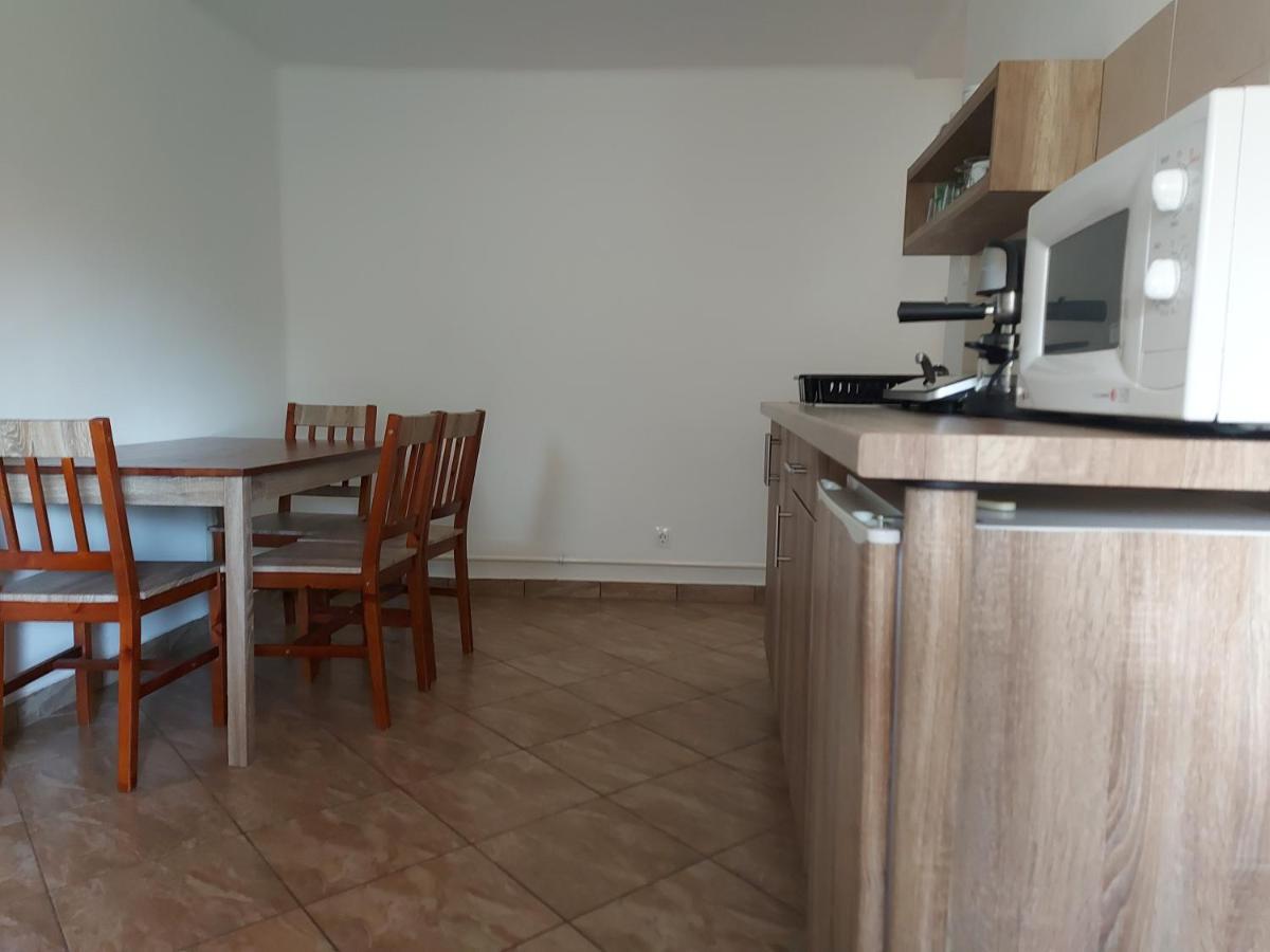 Potyka Apartman ทิสซาฟือแรด ภายนอก รูปภาพ