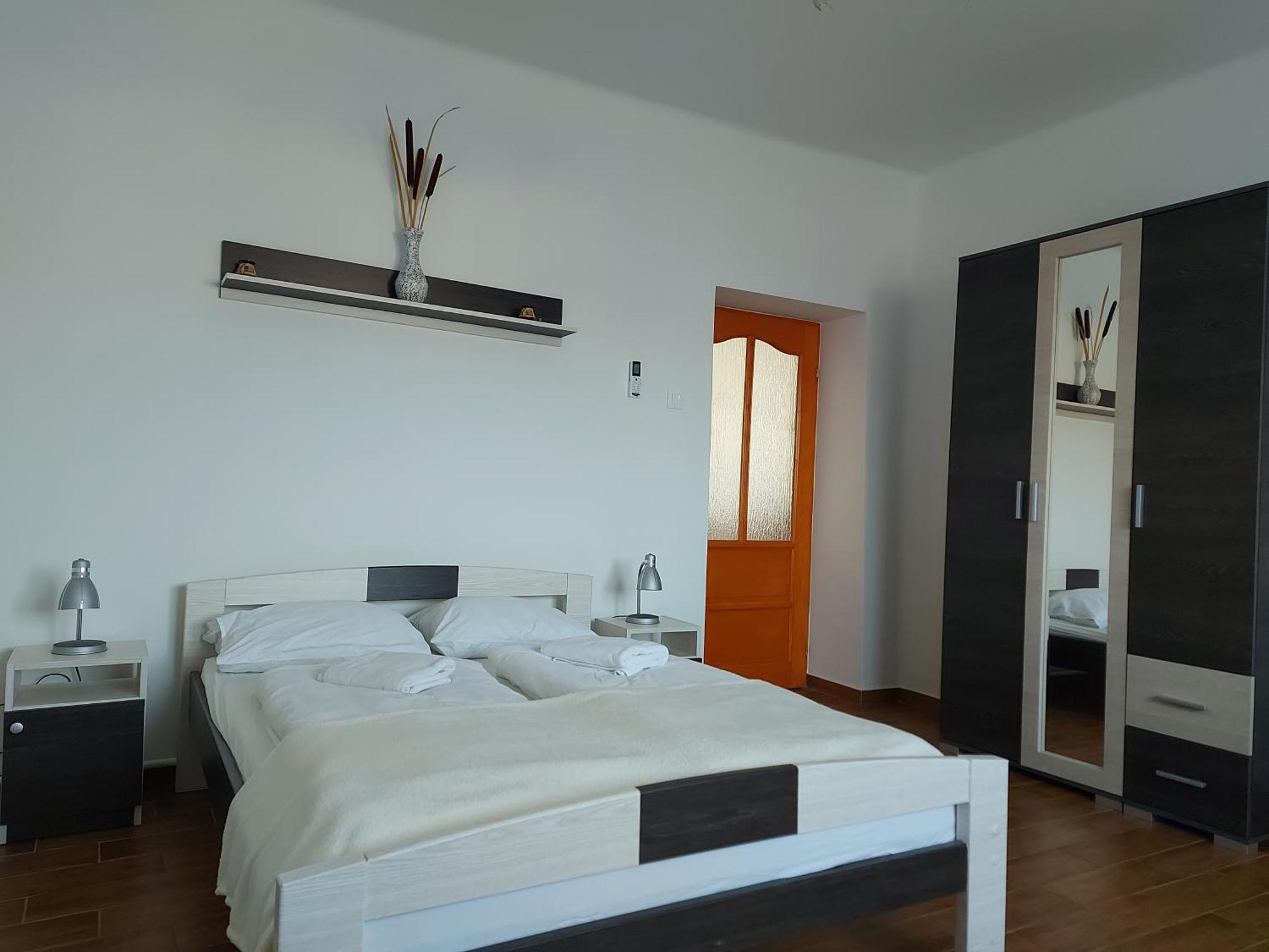 Potyka Apartman ทิสซาฟือแรด ภายนอก รูปภาพ
